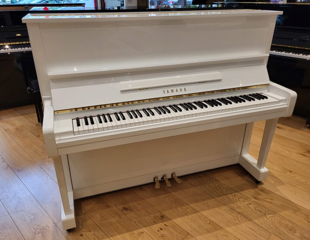 Yamaha U1
