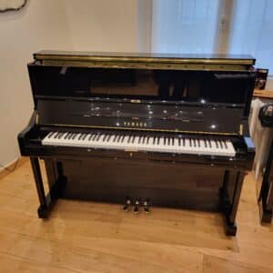 Yamaha U1 Silent SH2